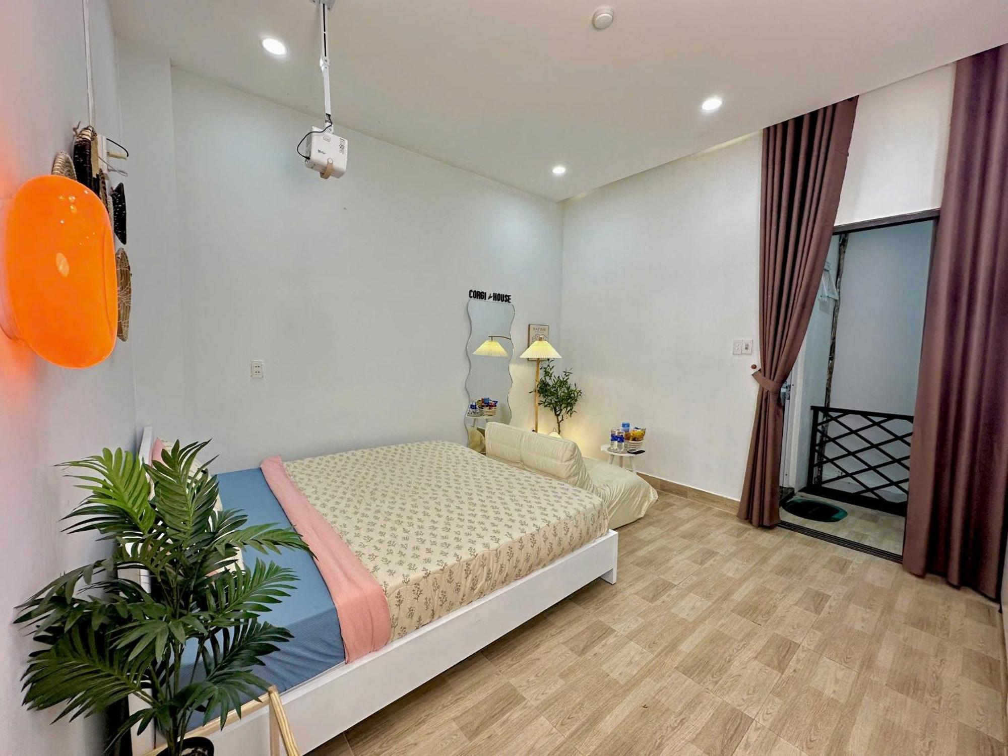 Corgi House Beachstay Проживание в семье *