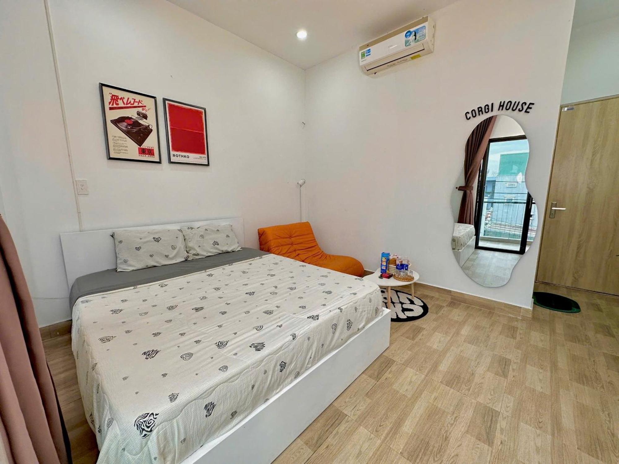 Corgi House Beachstay Проживание в семье *